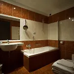 Hotel Aaron Mestre