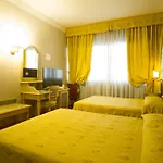 Hotel Aaron 3*