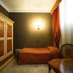 Hotel Aaron Mestre