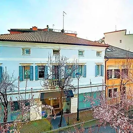 Hotel Aaron
