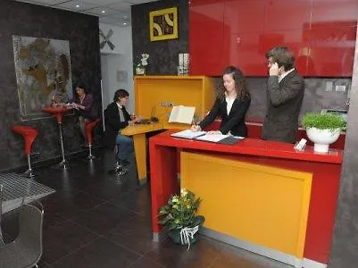 Hotel Aaron Mestre