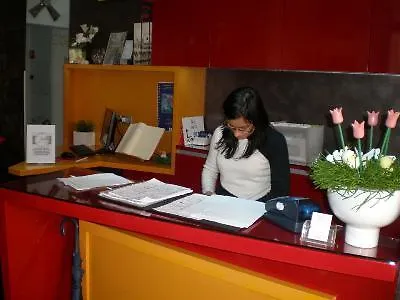 Aaron 3* Mestre