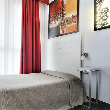 Hotel Aaron Mestre