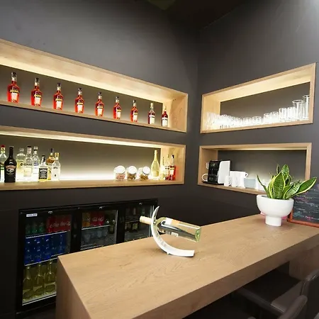 Hotel Aaron 3*